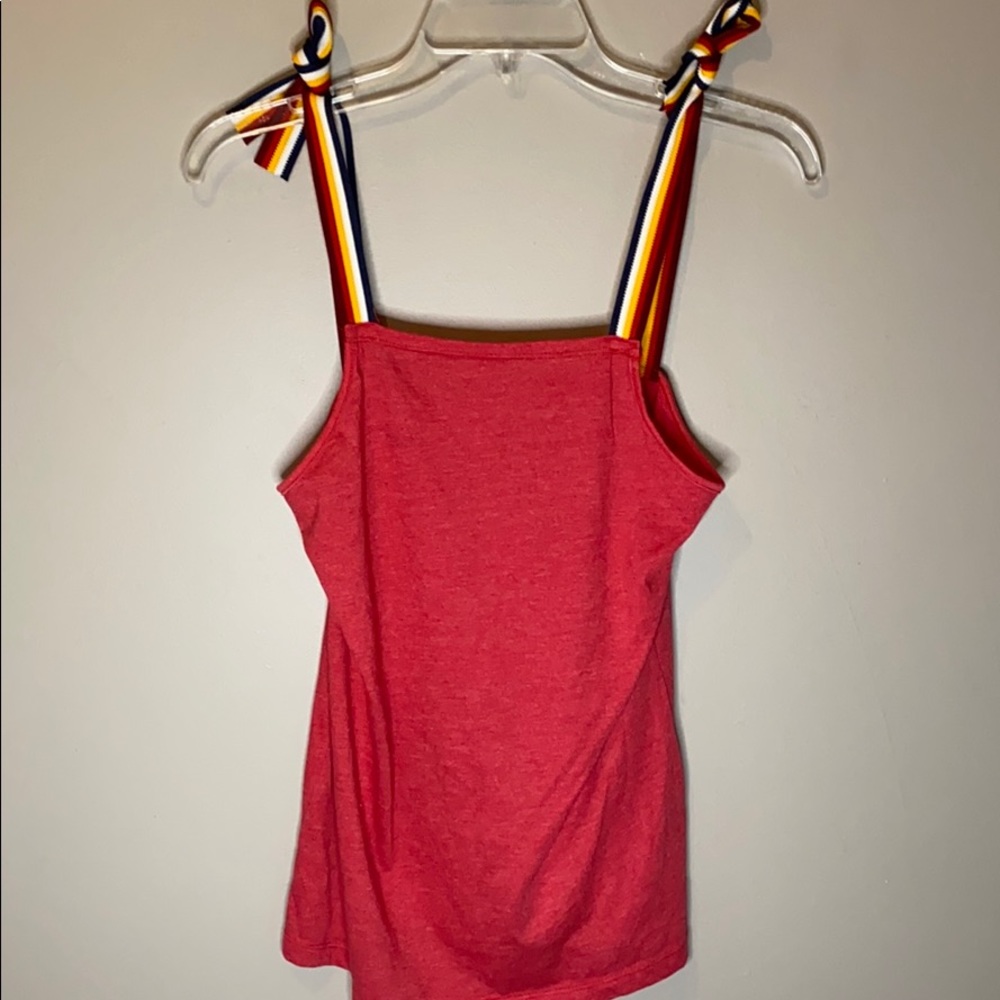 The perfect roller skate top!